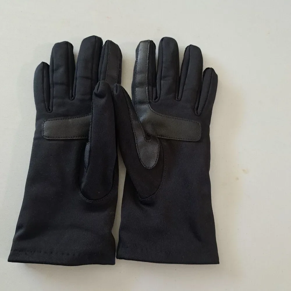Isotoner S/M All Black Scroll Stretch Leather Grip Gloves - Picture 2 of 5